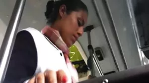 බූරුවාට කෙලවීමට ප්‍රිය කරයි