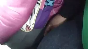 උදව්: මම කුකුළාට ඇබ්බැහි වෙලා!
