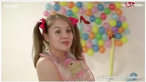 Leah Lee උදේට කෙලවන්න කැමතියි
