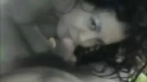 Brunette Teen පළමු වතාවට Anal උත්සාහ කරයි